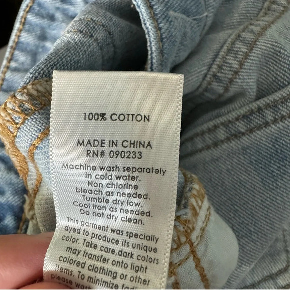 Pacsun Light Wash Blue High Rise Mom Jeans with Side Stripe. Raw Hem. Size 27 - Picture 9 of 12